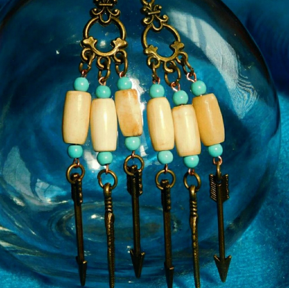 ONLY ONE Arrow Turquoise Bone Chandelier Earrings